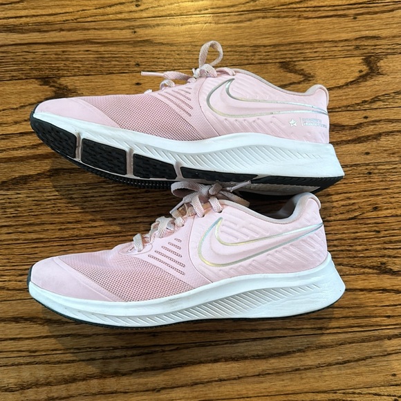 Light pink Nike star runner - Picture 2 of 5